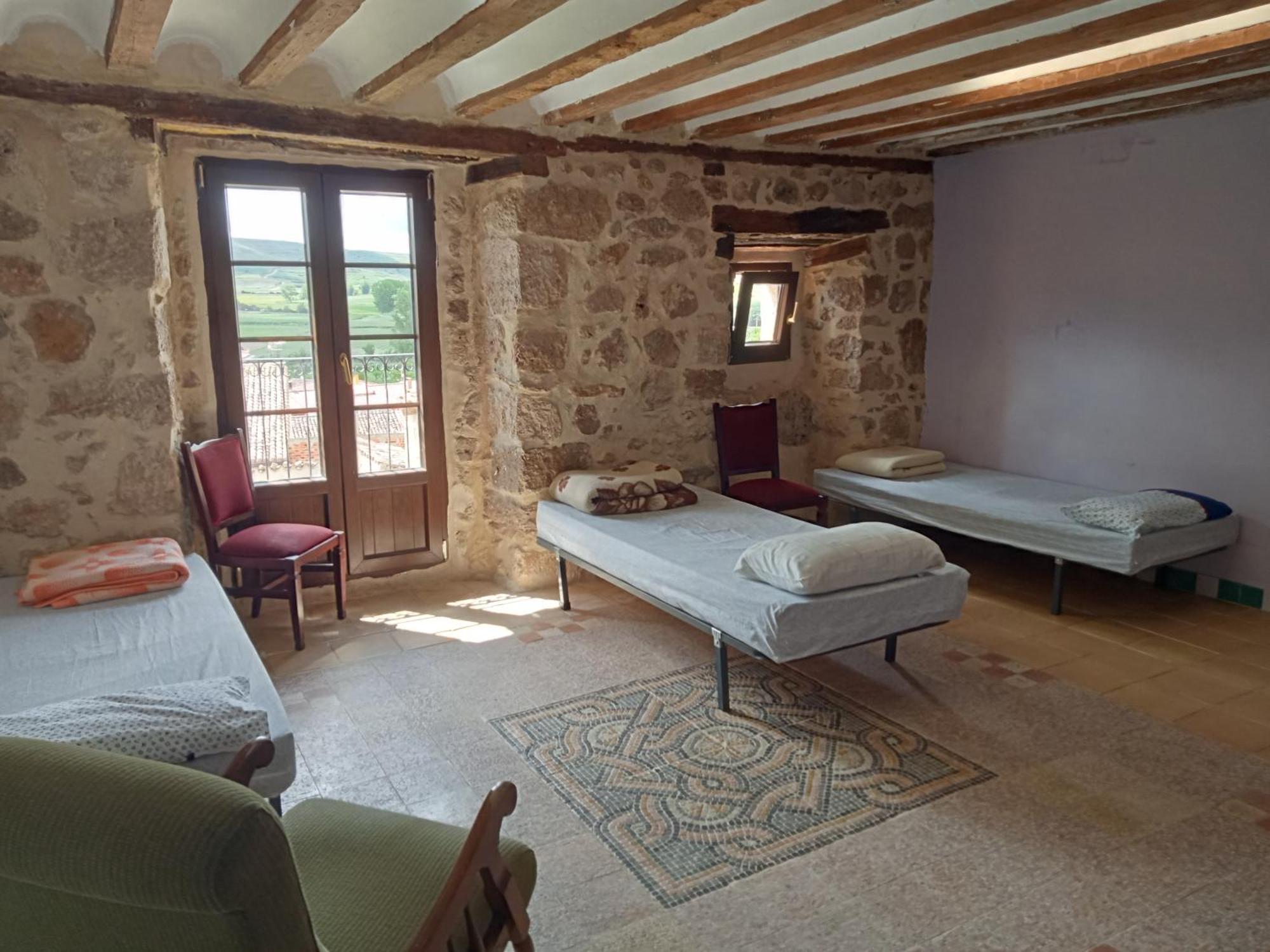 Albergue De Peregrinos Casa Nostra Castrojeriz Esterno foto